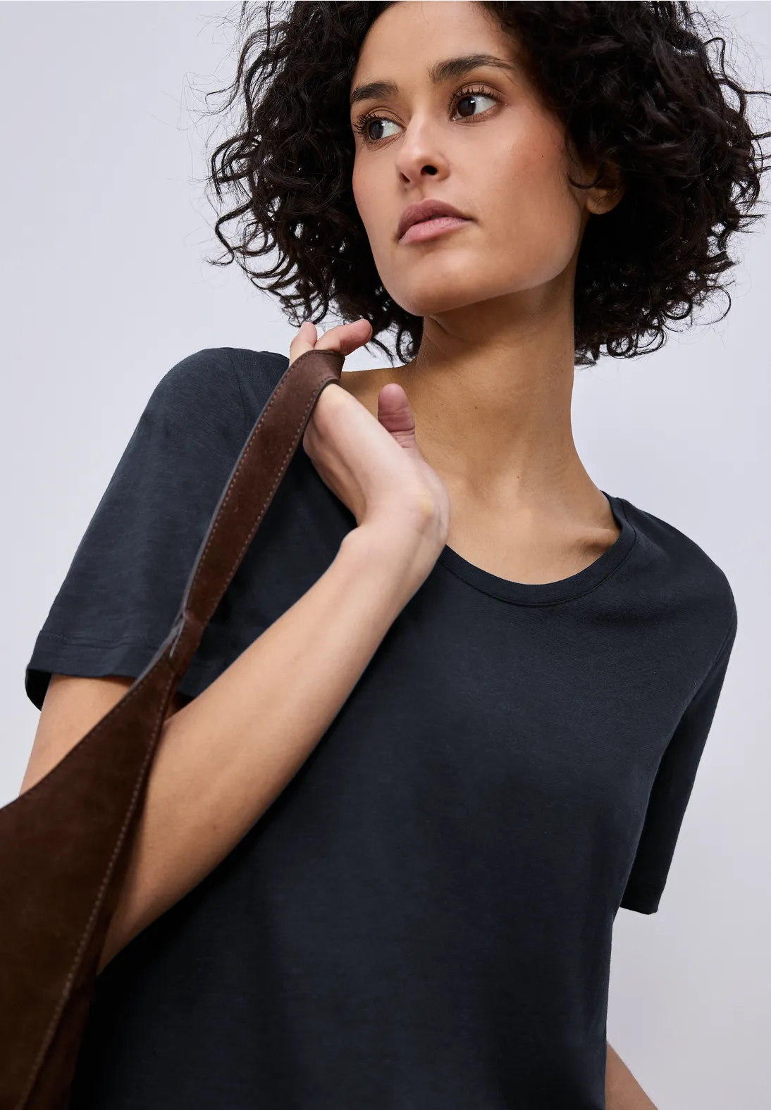 QR New Gerda - Shadowed Navy - Street One - 3