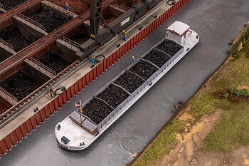 River freighter