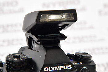 Olympus FL-LM2 , blixt