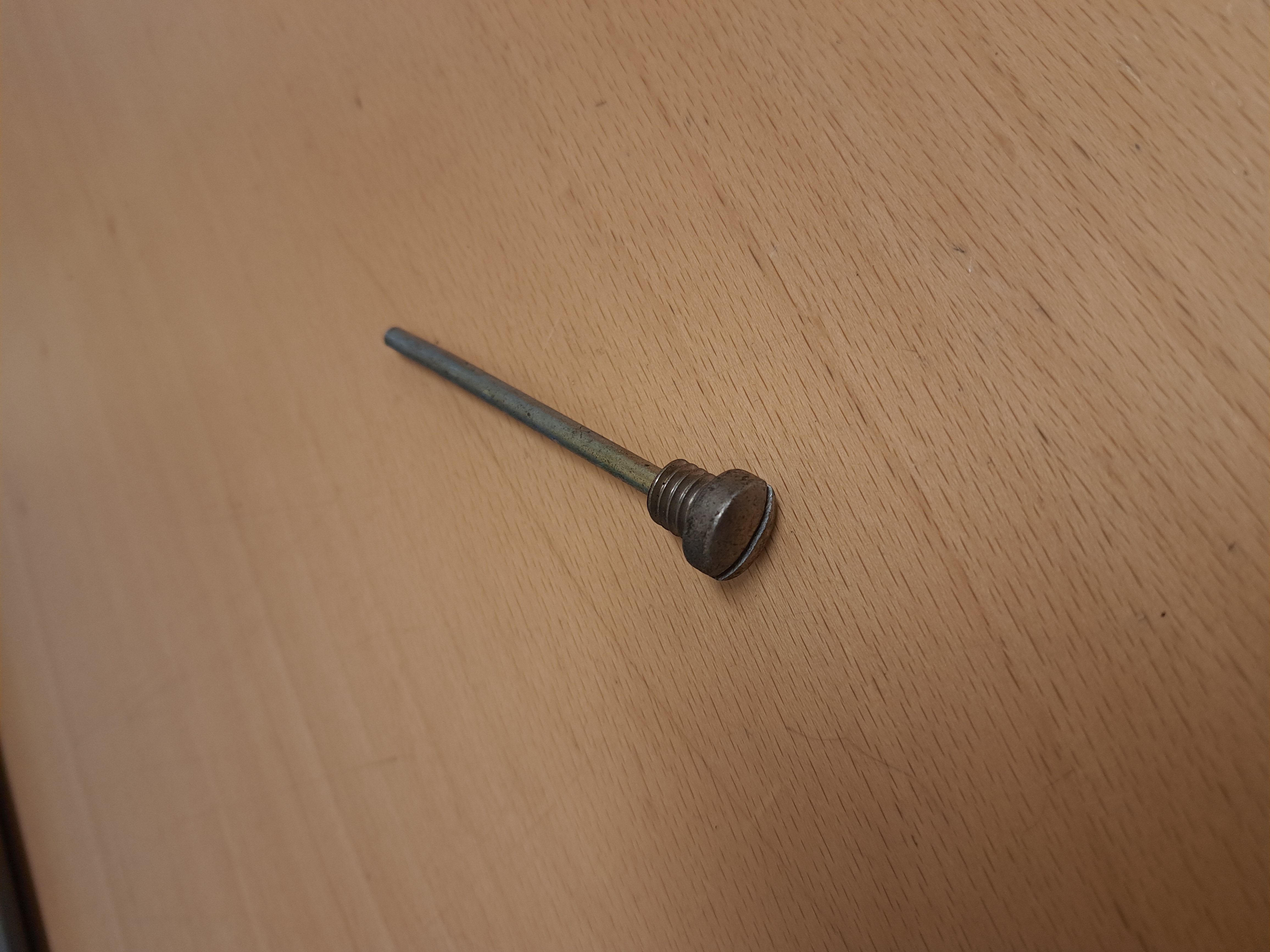 Oil dipstick
