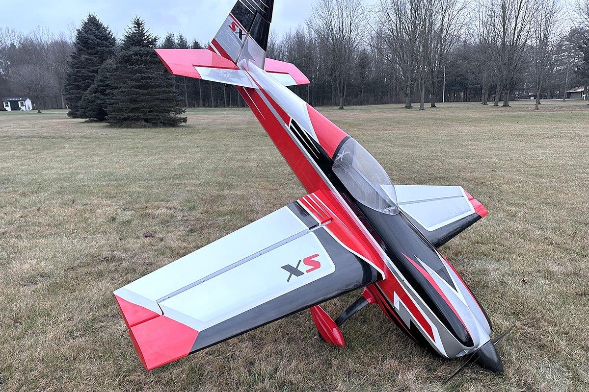 AJ Aircraft 103inch Extra SX ARF - red 2,61m - 2