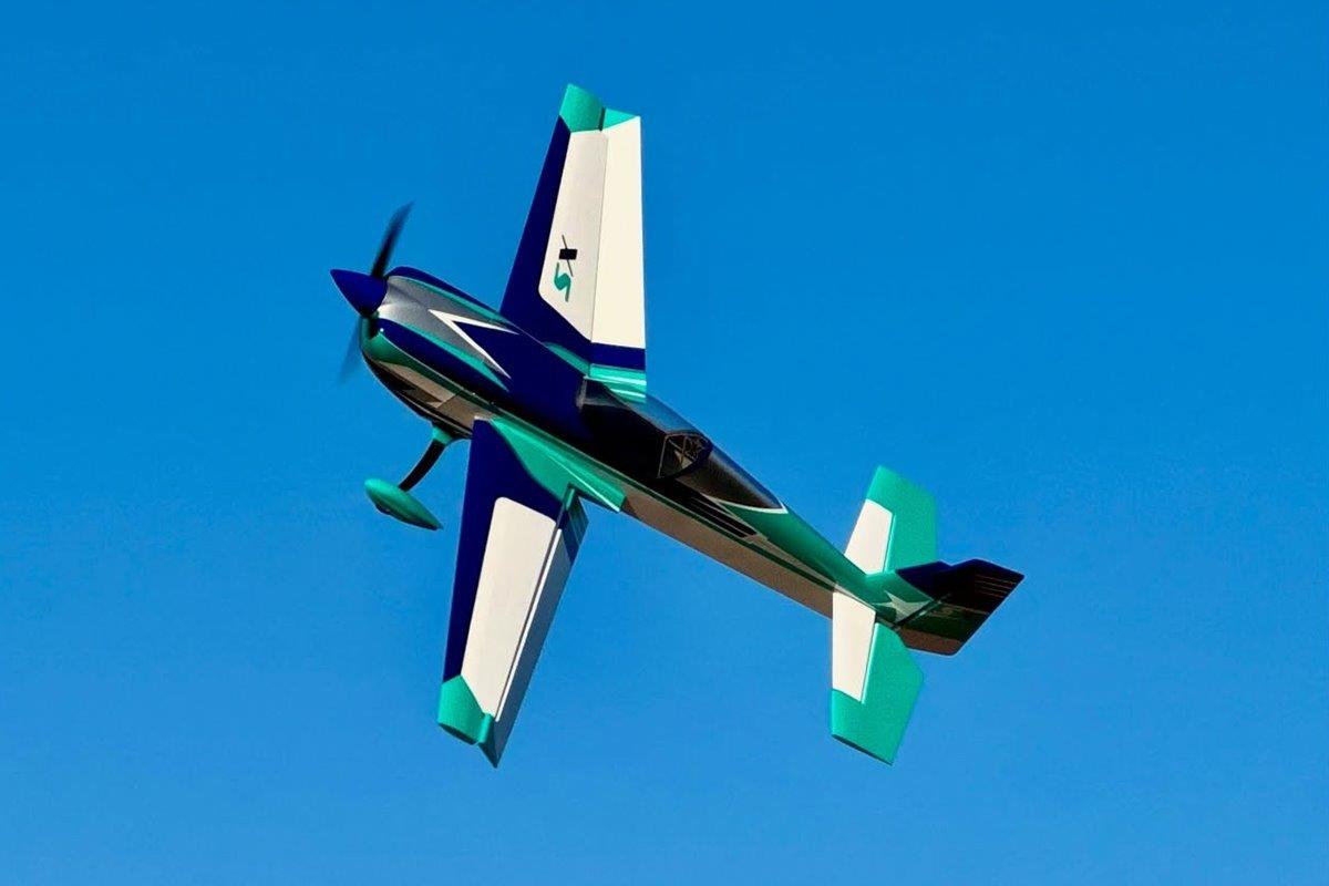 AJ Aircraft 103inch Extra SX ARF - red 2,61m - 8