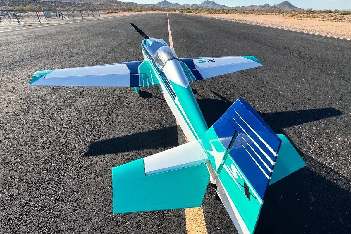 AJ Aircraft 103inch Extra SX ARF - blue 2,61m - 6