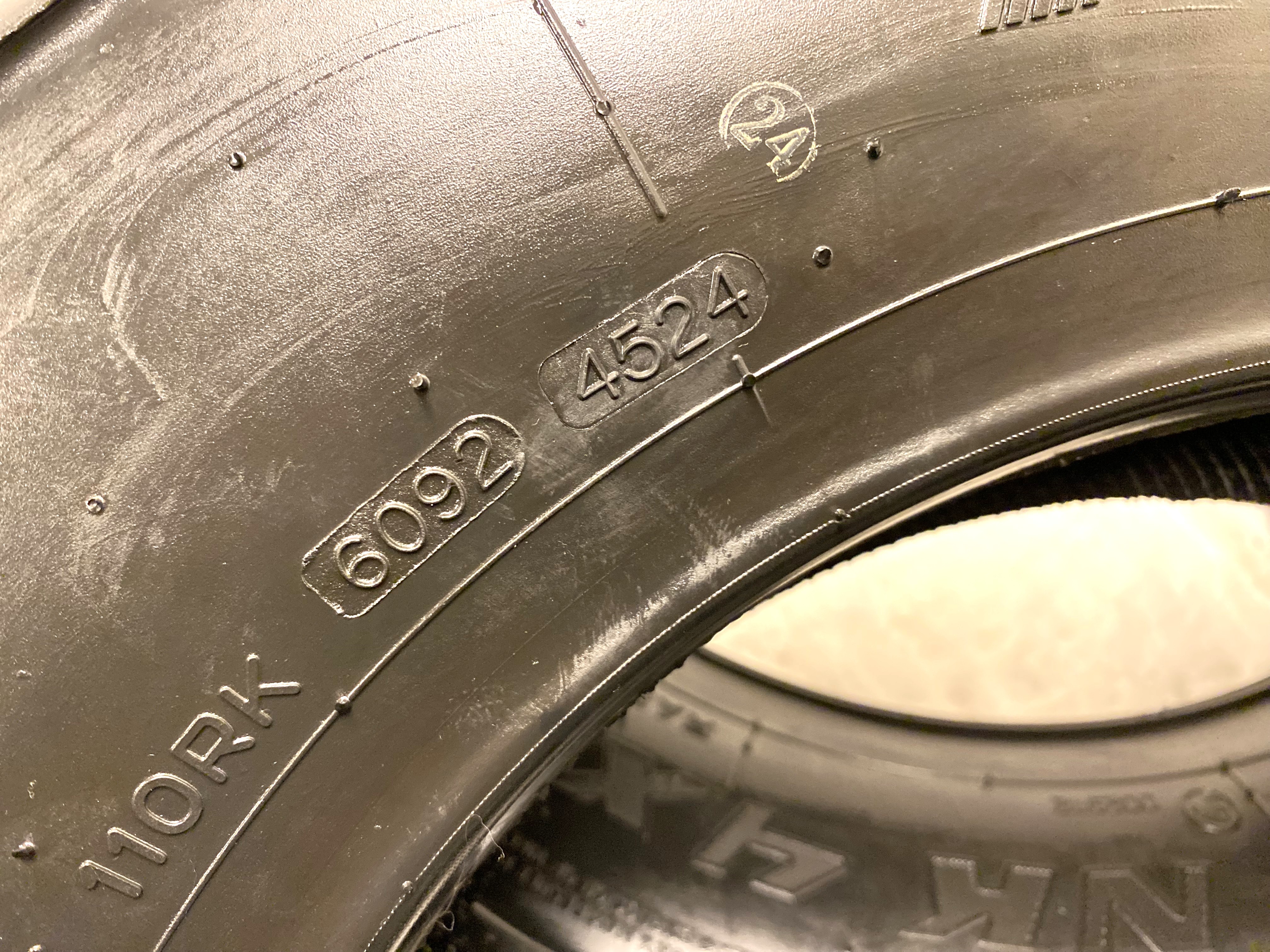 KAMPANJ | 2 st | NYA Däck SOMMAR OFFROAD | 185 R14C 102/100Q 8PR Nankang Rollnex FT-9 NK 4x4 WD M/T | V45-2024 | 10|10 mm - 8