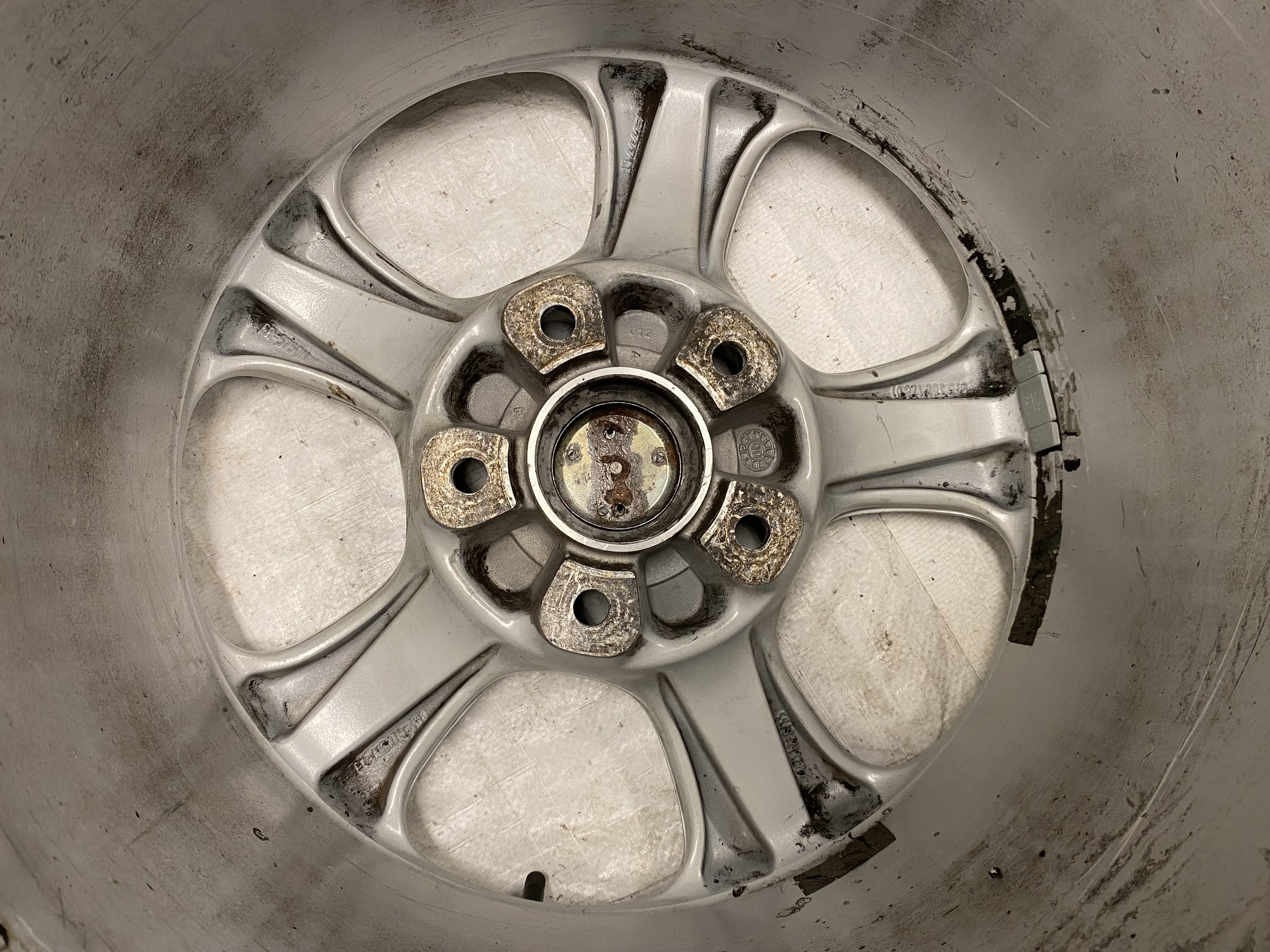 Kompletta Sommarhjul | 17" PORSCHE 996 Carrera 4 Wheel  | 5x130 | 2 st 7x17 ET55 + 2 st  9x17 ET55 | Nav 71.6 + 4 st 225/45 R17 94W XL Michelin Pilot Sport 3 | V17-2013 | 7.2mm | 7.2mm | 7.2mm | 7.2mm - 25