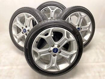 Kompletta Sommarhjul | 17" FORD Focus Mondeo | 5x108 7.5x17 ET55 63.4 + 2 st 225/45 R17 94V Yokohama Blue Earth ES32 | V40-2021 | 6.5mm | 6.5mm + 2 st 225/45 R17 94W Antares Ingens A1 | V01-2019 | 5mm | 4mm