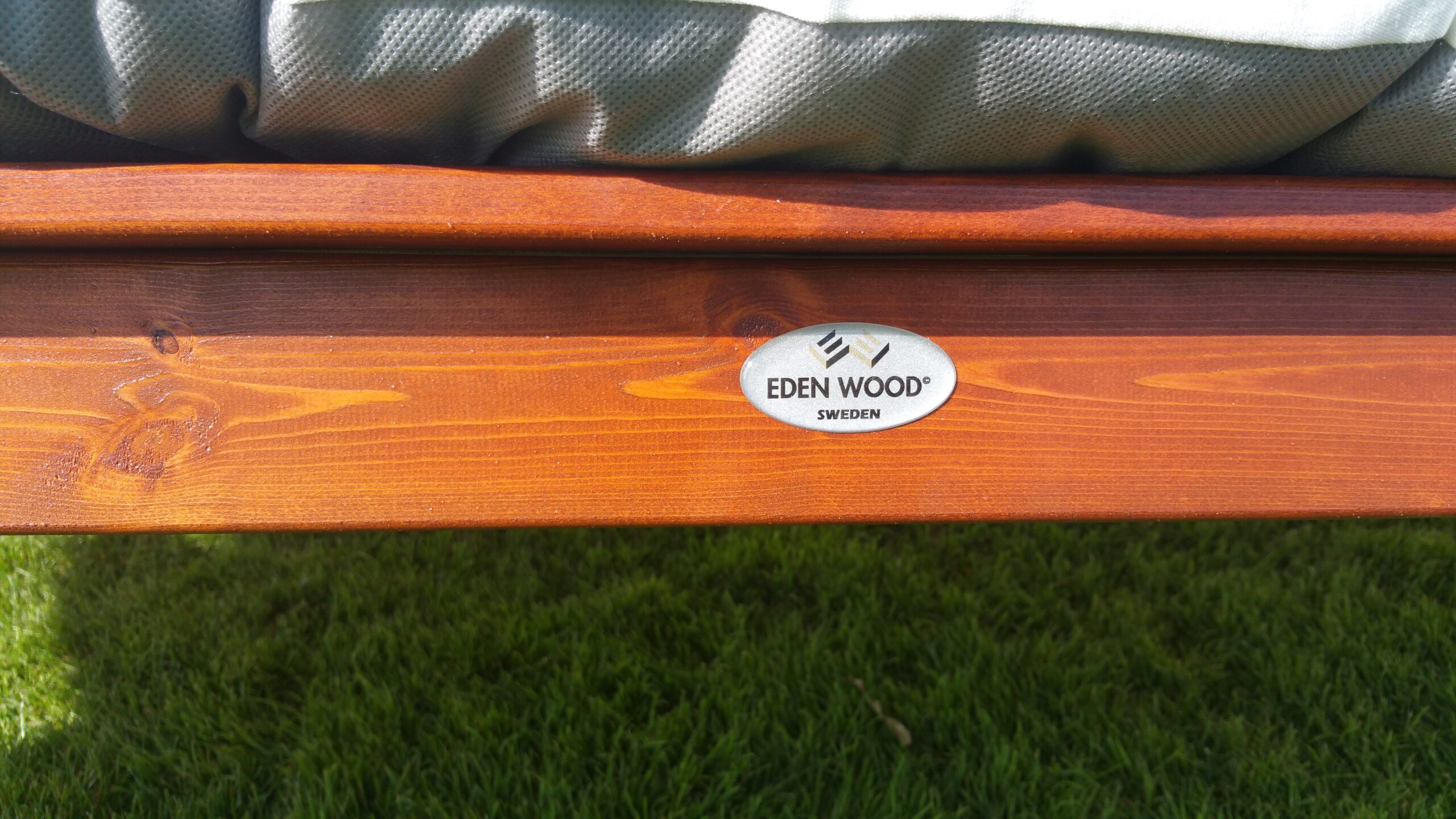 Mellby Hammock brun 3-sits hammock i FSC-certifierad kärnfuru