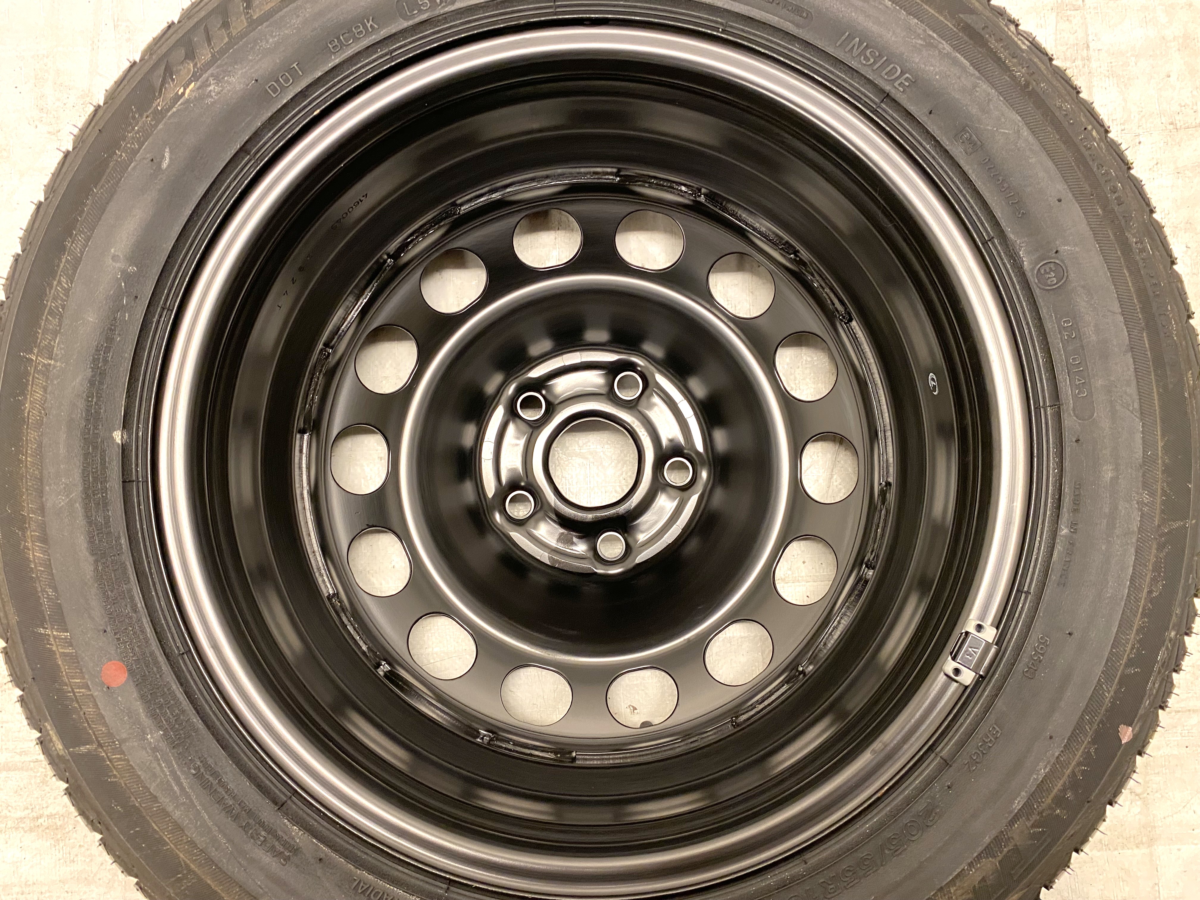 RESERVHJUL | 1 st | 16" VW AG 2160918 | 5x112 6.5x16 ET50 57.1 + 205/55 R16 91V Bridgestone Turanza ER300 | V33-2008 | 8mm - 2