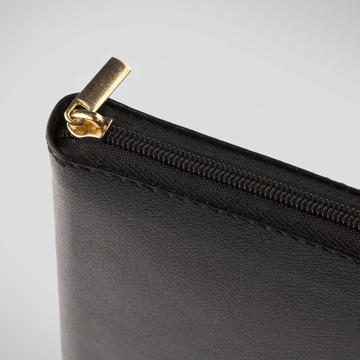 Bibel 2026 Slimline - Bounded leather Svart med dragkedja - 3