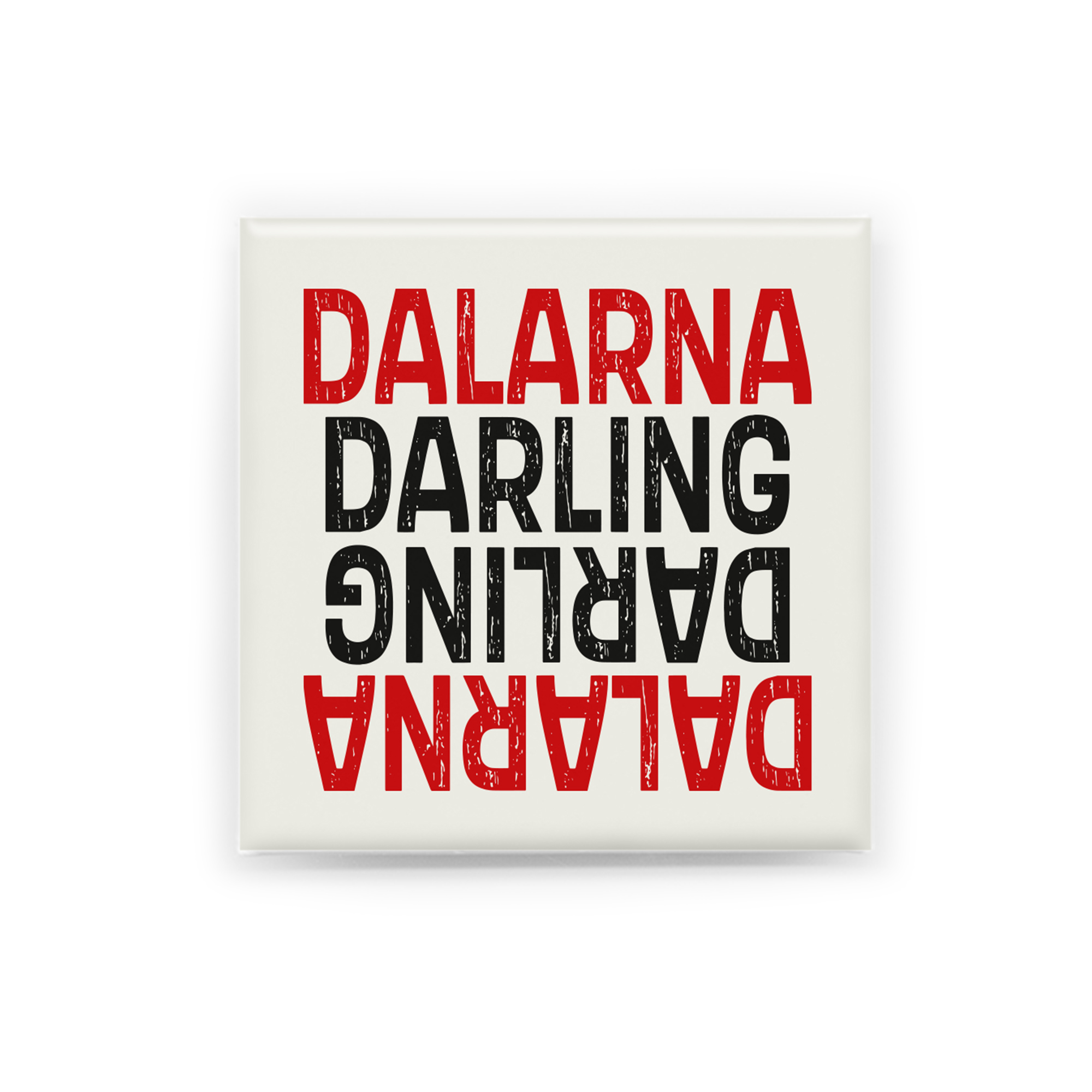 "Dalarna Darling"  En handgjord magnet inspirerad av Dalarna. Perfekt som souvenir, present eller som ett minne från en plats värd att minnas.  Magneten är 5x5 cm och levereras i en egen förpackning med en kort berättelse om Dalarna.