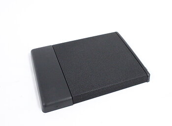 Speaker cover, front right