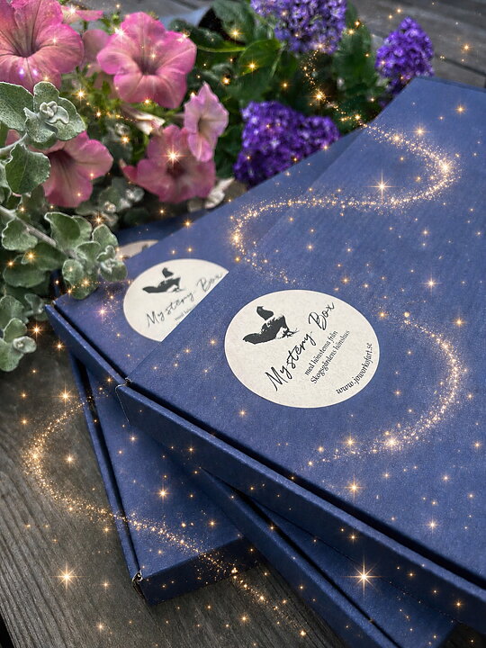 product-image Mystery Box med hönstema - jubileumsfirande! Begränsat antal.