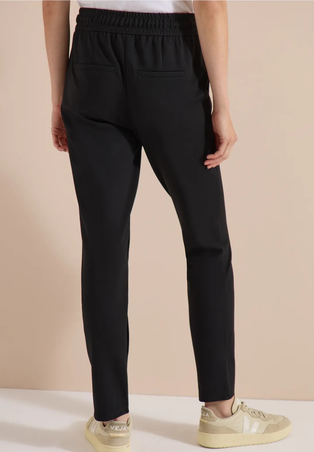 NOS Style Tracey SOLID - Black - Cecil - 3
