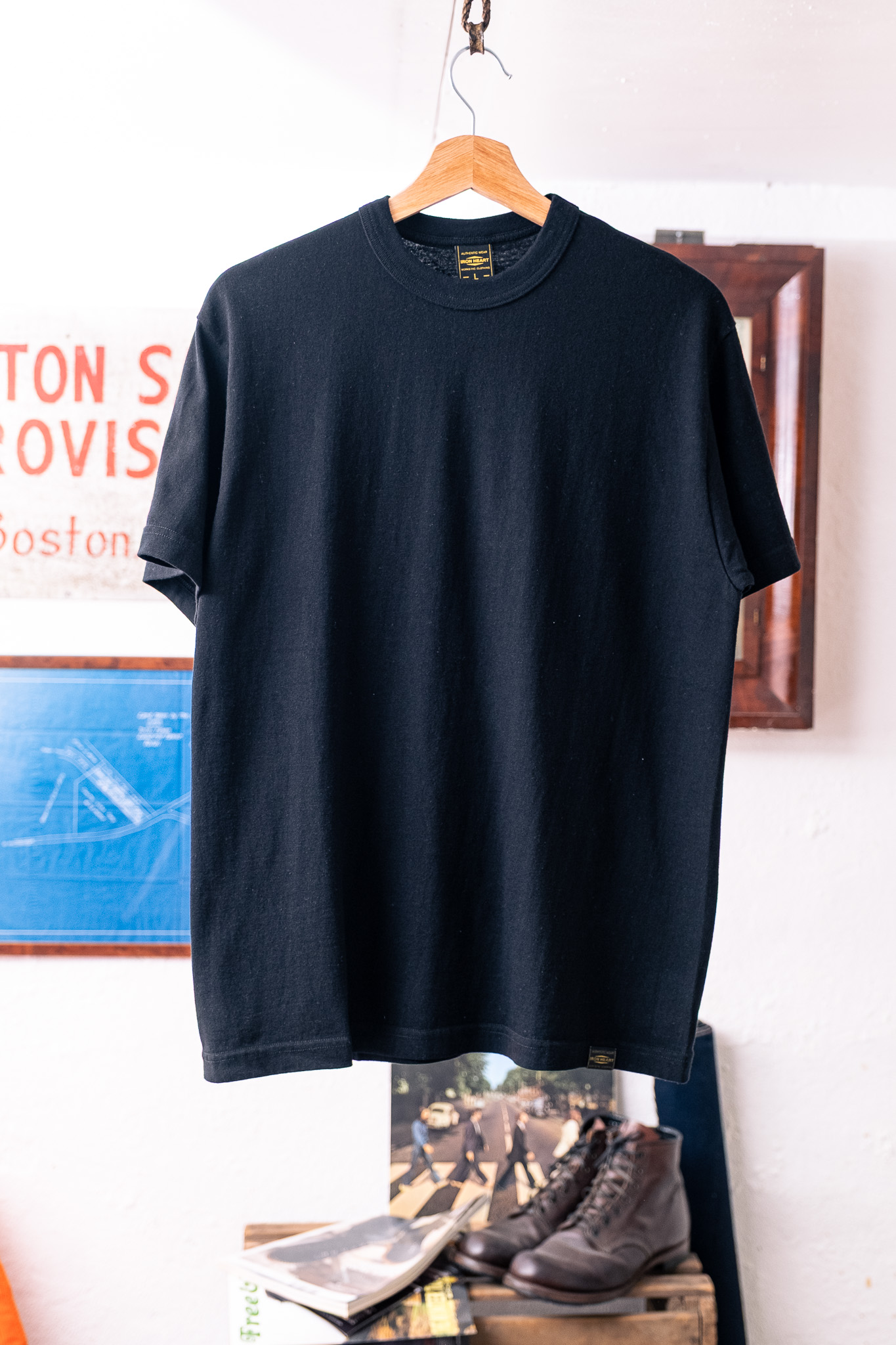 Iron Heart - IHT-1610L-WHT 6.5oz Loopwheel Crew Neck T-Shirt Black