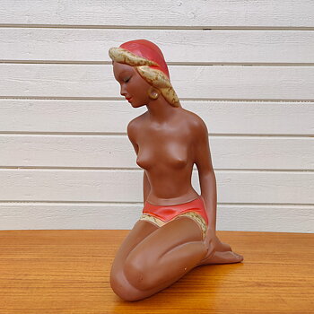 Figur från Bernardi Konst