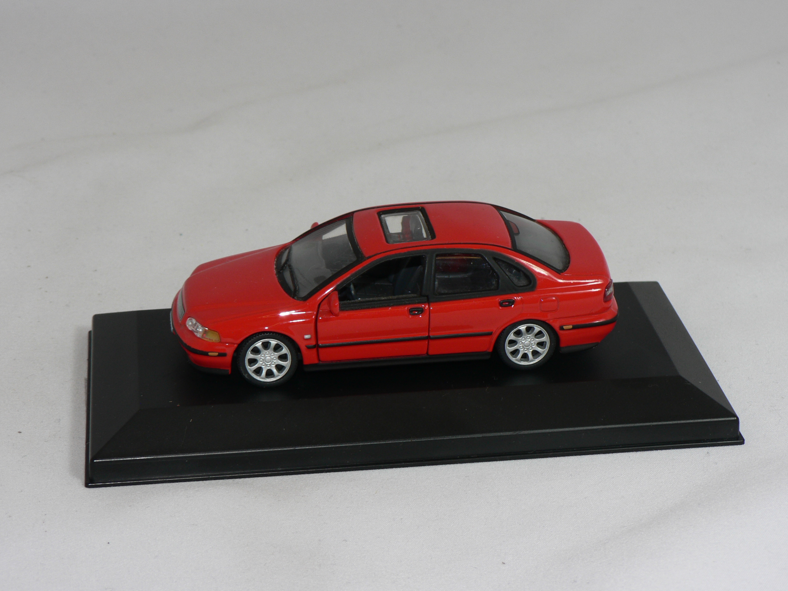 Volvo  S 40  1:43  Atlas - 3