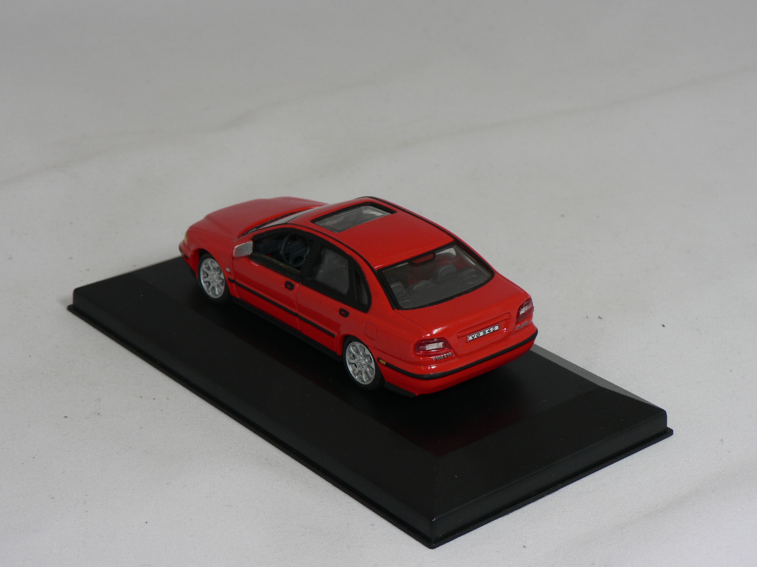 Volvo  S 40  1:43  Atlas - 2