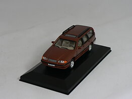 Volvo V70  1:43  Atlas