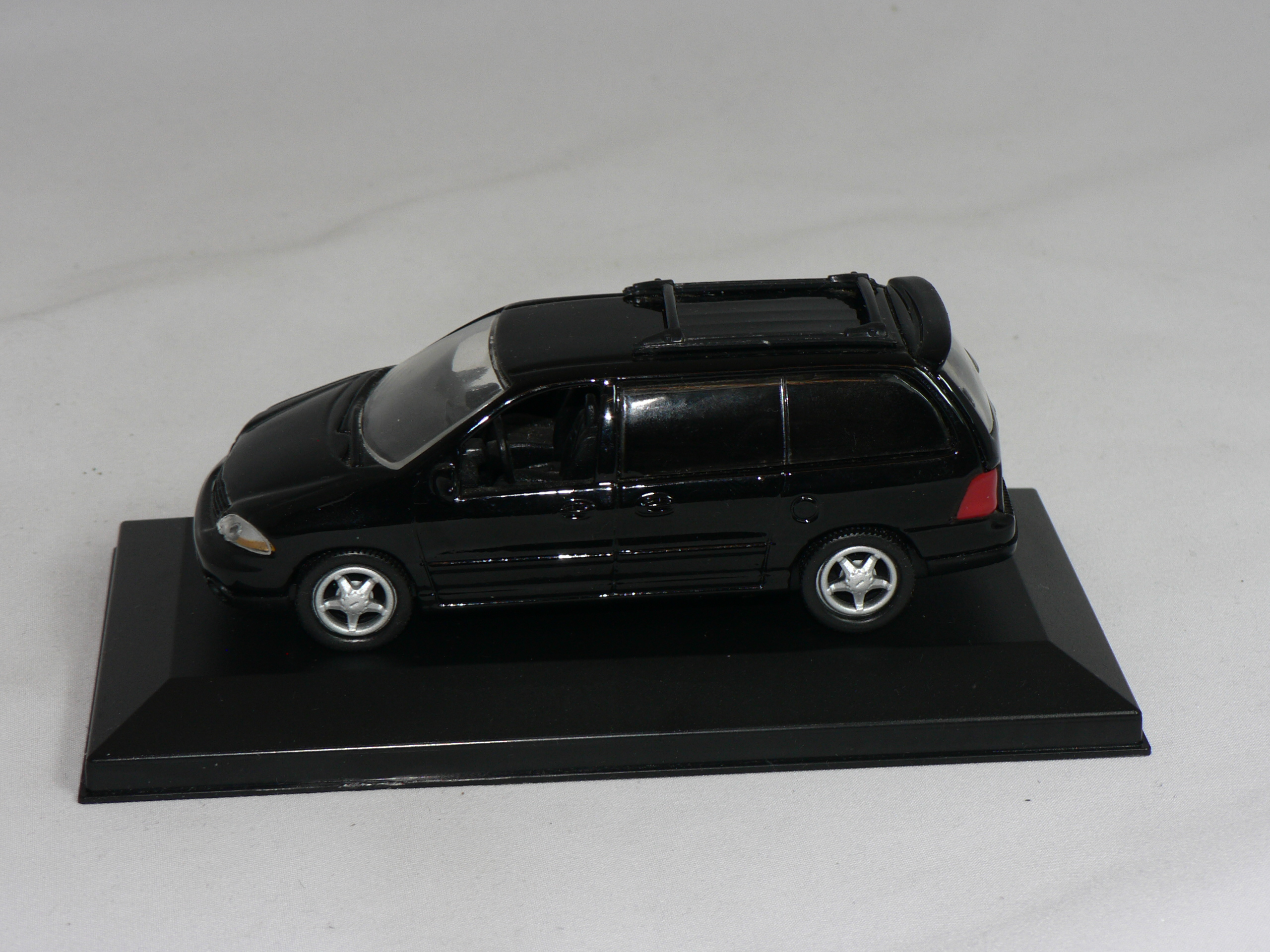 Ford  Windstar   1:43 Atlas - 3