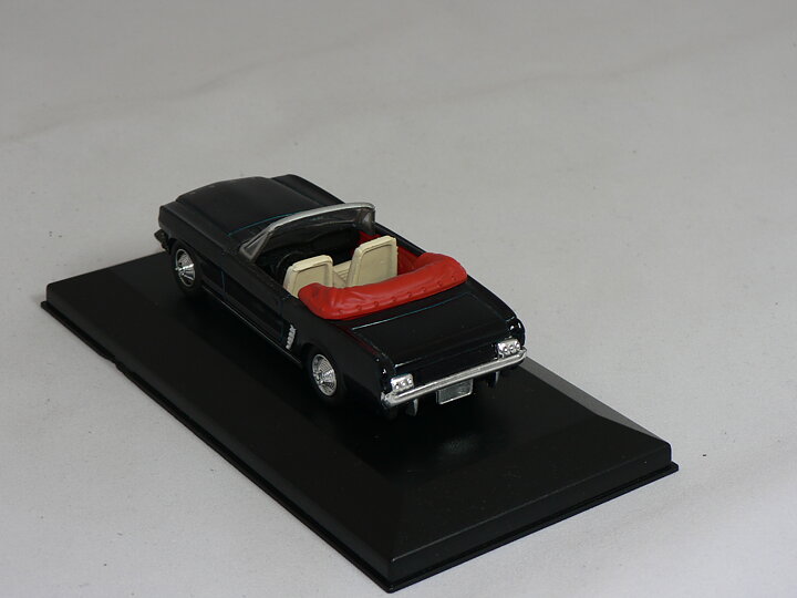 Ford  Mustang   Cab  1965  1:43 Atlas