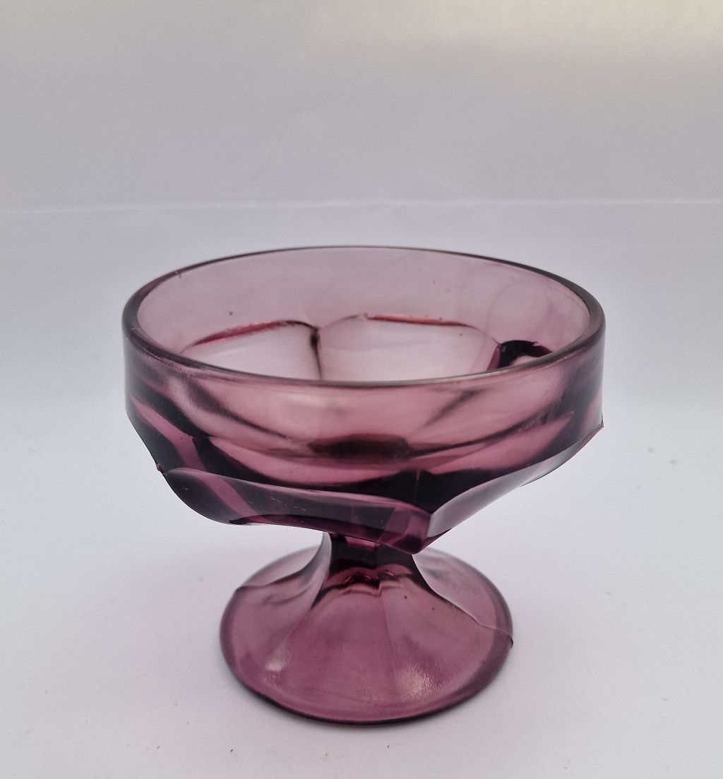 Eda coupeglas lila