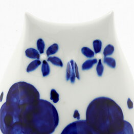 Sylvia Leuchovius (1960s) White Owl with Hand-Painted Blue Decor 14 cm (4)
