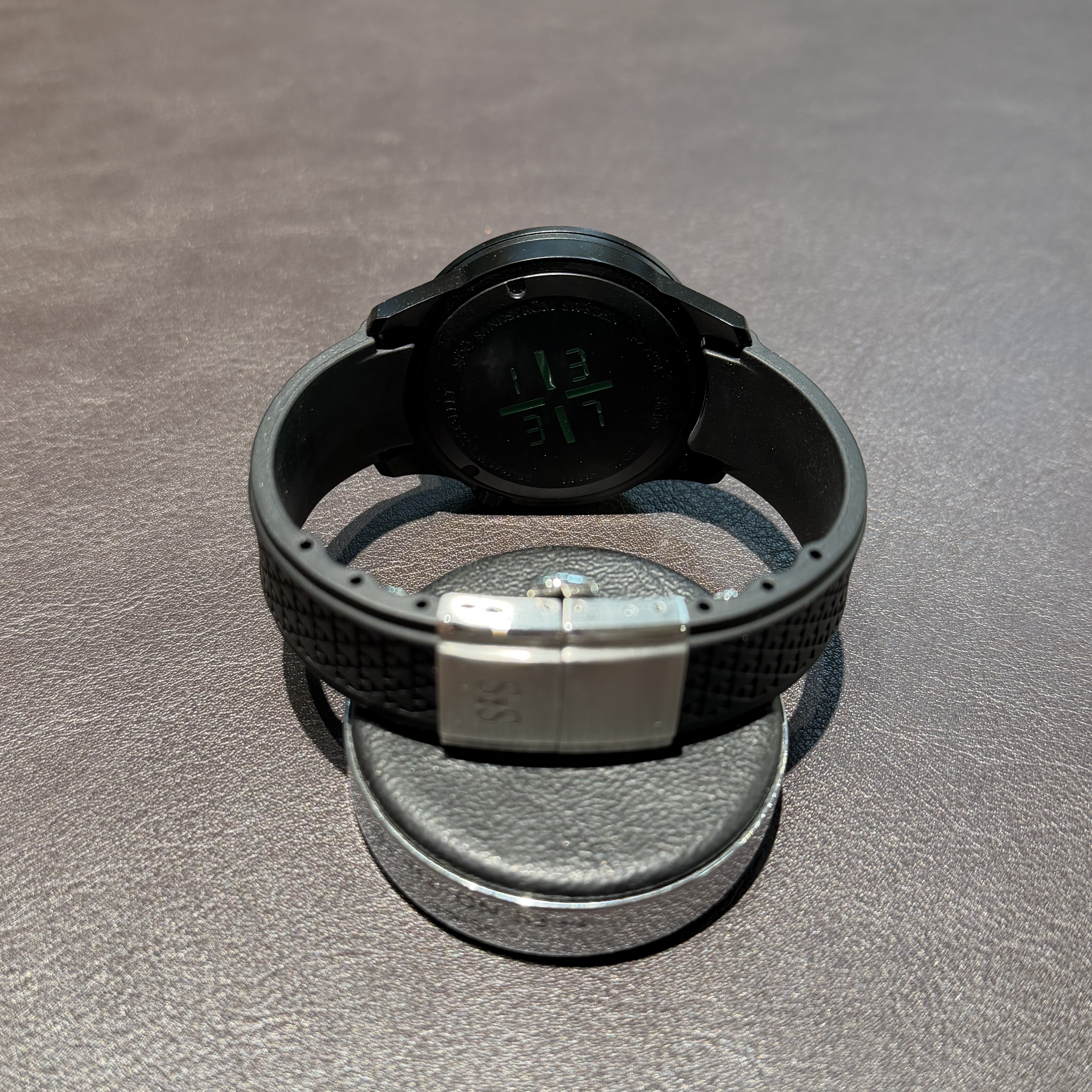 020753 Sjöö Sandström Royal Steel Worldtimer LEET 41 begagnade  baksida