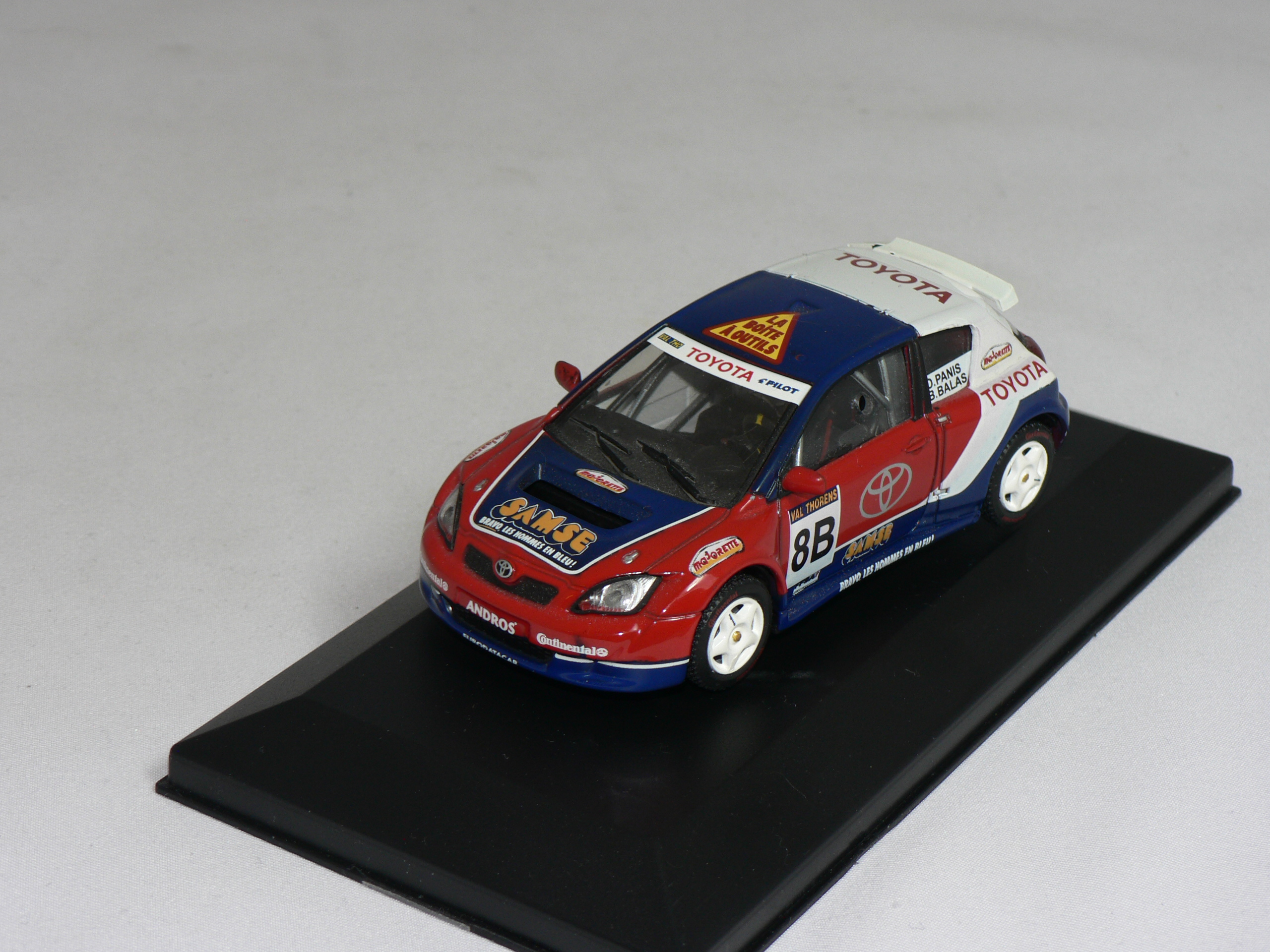 Toyota Corolla # 8B  1998  1:43  Solido  (O.Panis B.Balas)