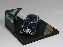 Daimler V8 Saloon  Indigo Blue   1962  Vitesse 1:43