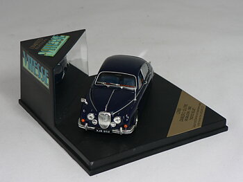 Daimler V8 Saloon  Indigo Blue   1962  Vitesse 1:43
