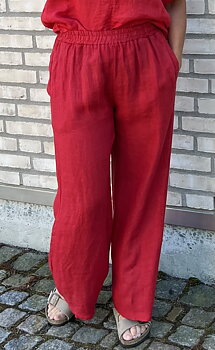 Marta Byxa Katia Linne Röd