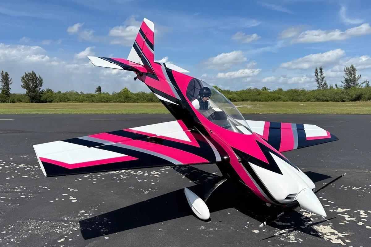 Extreme Flight 104inch Extra NG V3 - Pink/White 2,64m
