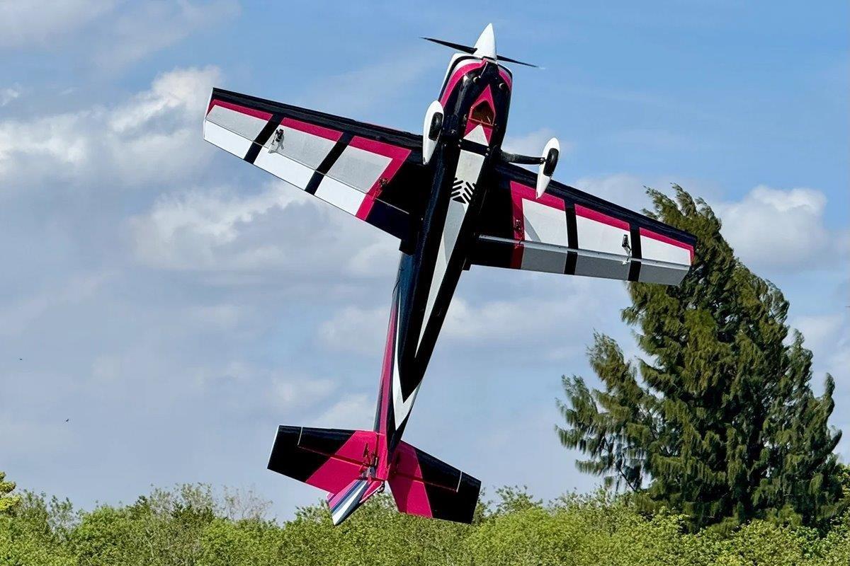 Extreme Flight 104inch Extra NG V3 - Pink/White 2,64m - 2
