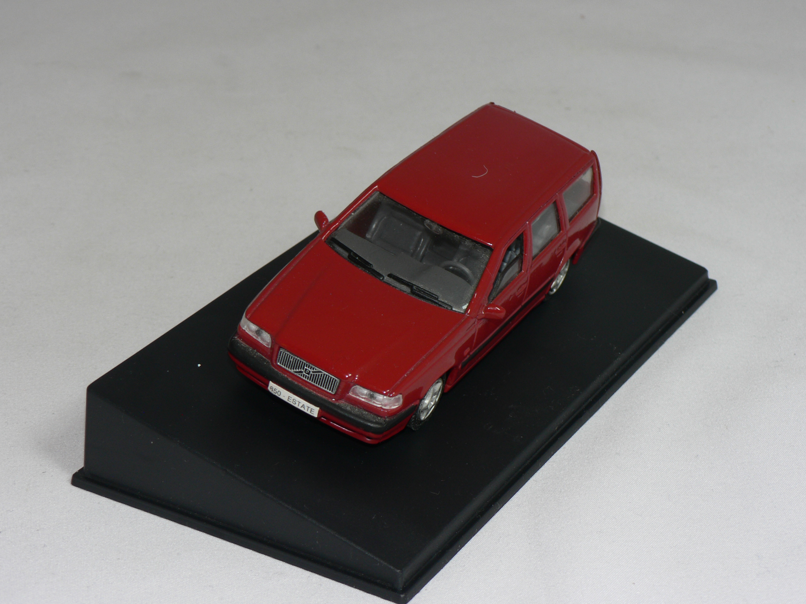 Volvo 850  HGV    1:43  Doorkey   Limetid Edition