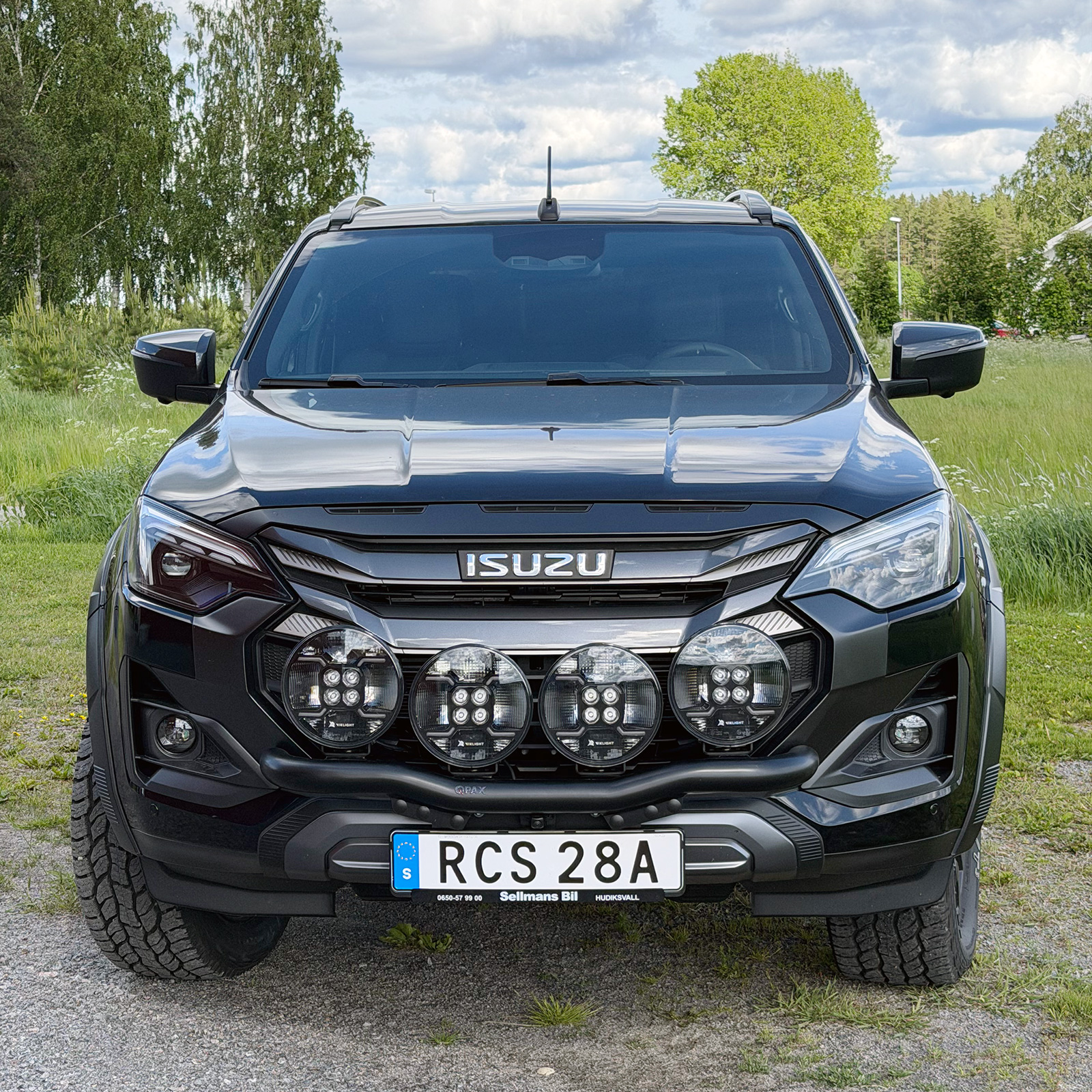 Q-LIGHT Isuzu D-Max 26- frontbar  for 4pcs aux. lights - 2