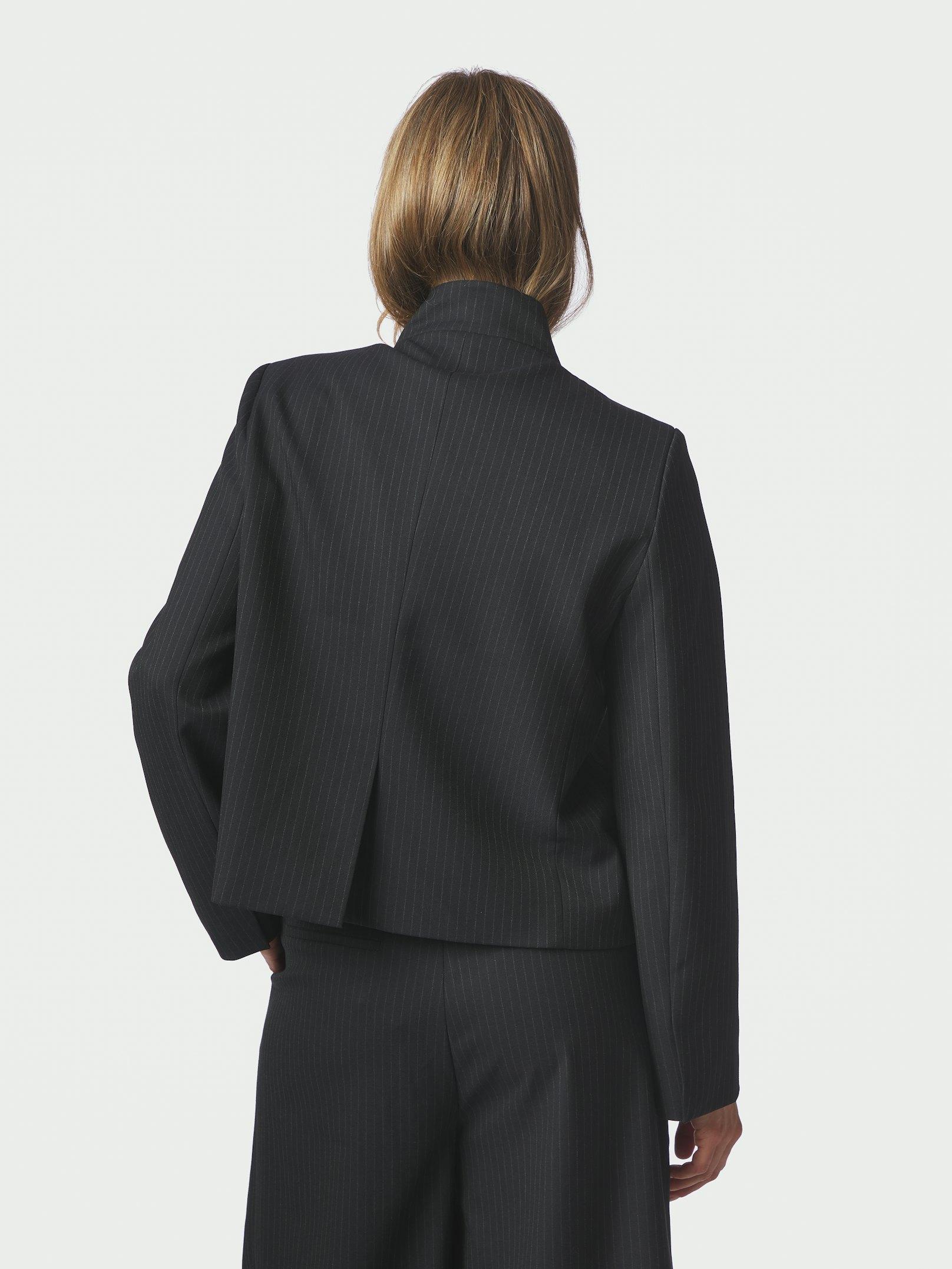Tiria Slim Pinstripe Blazer Dark Navy - 4