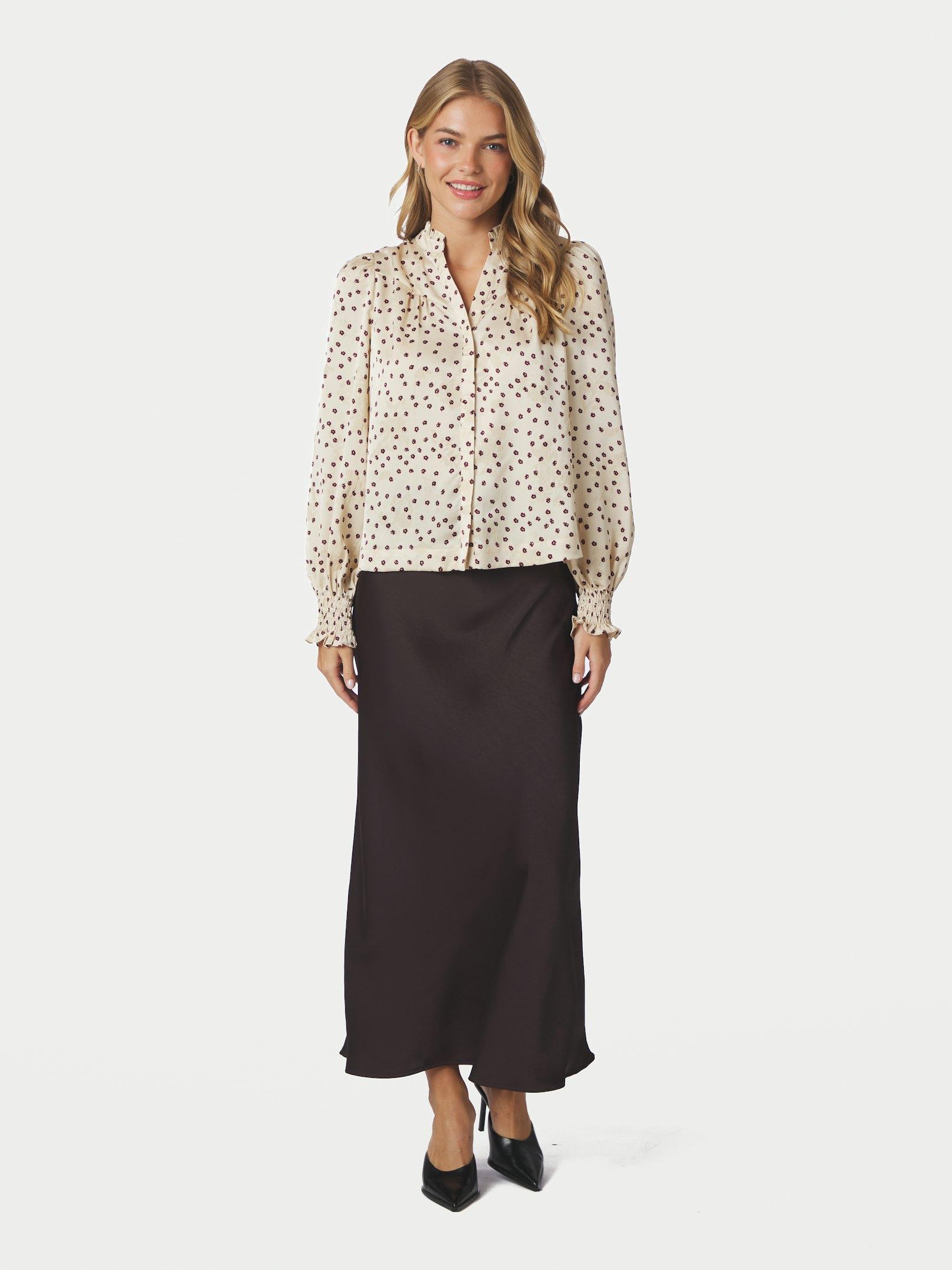 Astrida Flower Jacquard Blouse Creme - 5