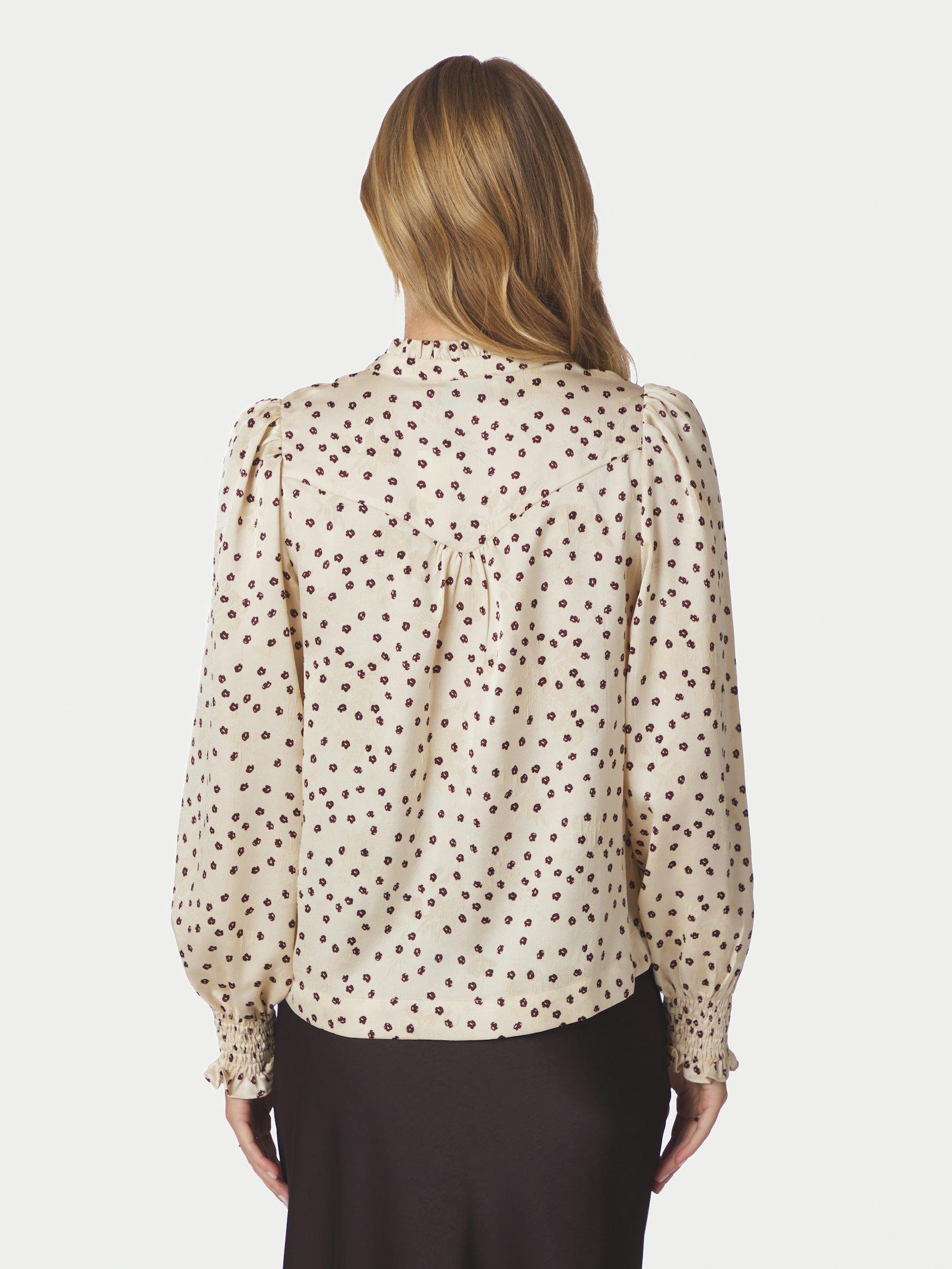 Astrida Flower Jacquard Blouse Creme - 4