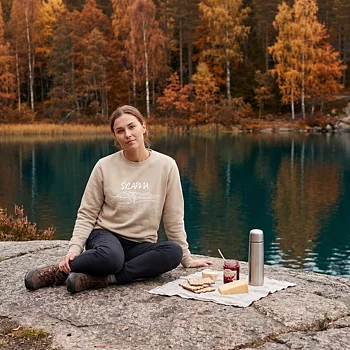 Sweatshirt Crewneck Sylarna Unisex Latte
