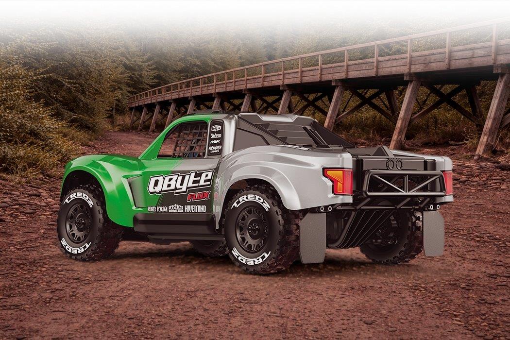 Maverick QByte SC Flux 1/12th SC Truck - Green - 6