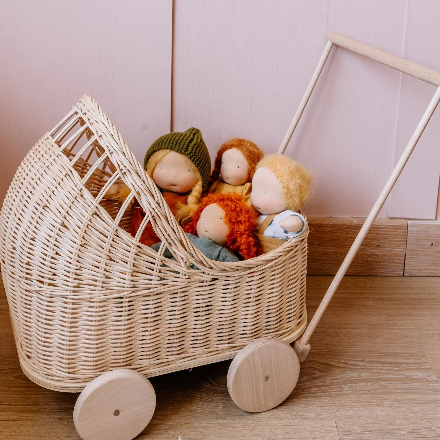 Chimpytoys Waldorfdocka Marta (25 cm) – Mintgrön klänning - 2