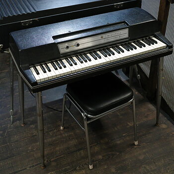 Wurlitzer 200a, beg 