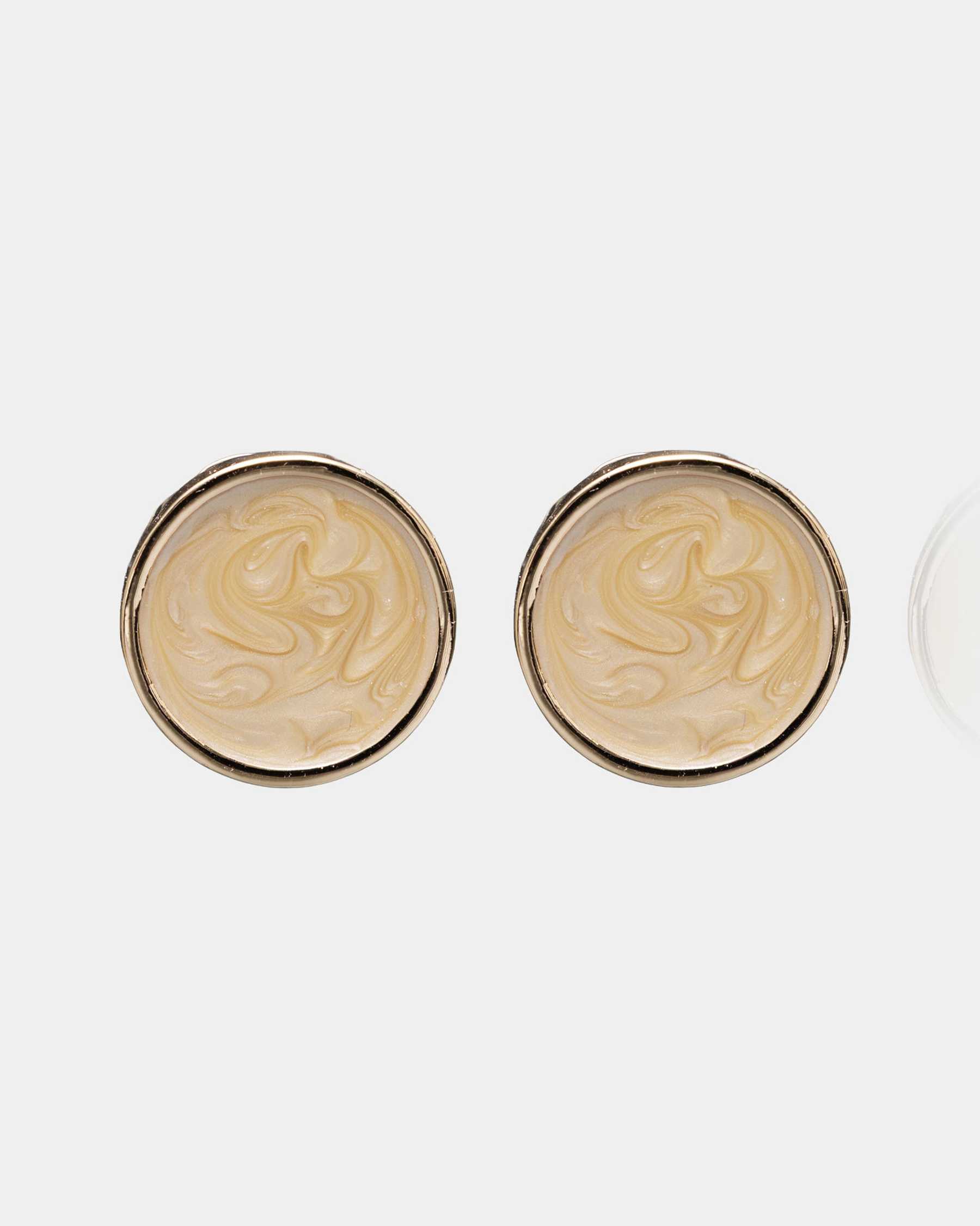 Ava Pearl Earrings Pearl Sand