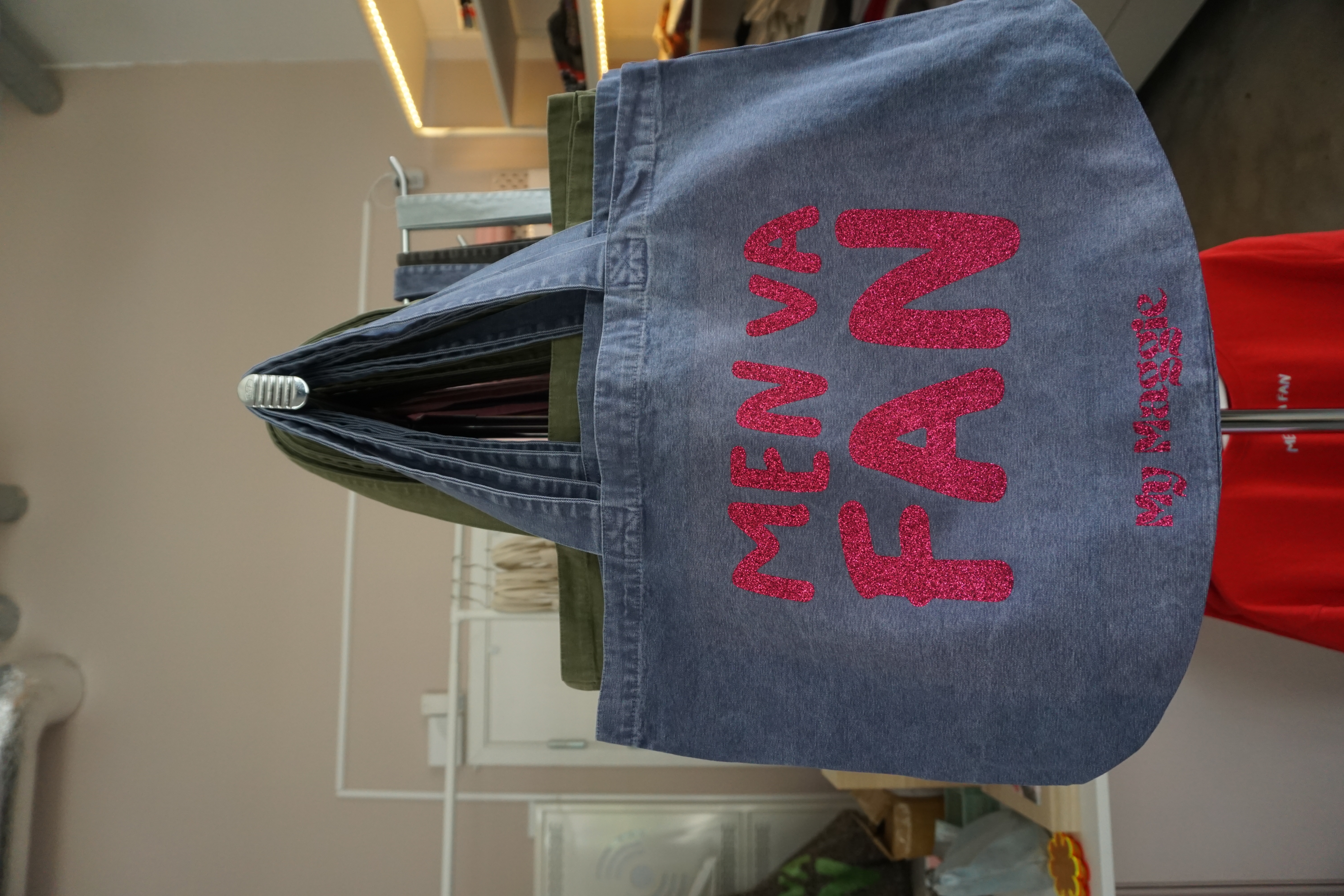 Tygkasse denimblå med cerise glitter