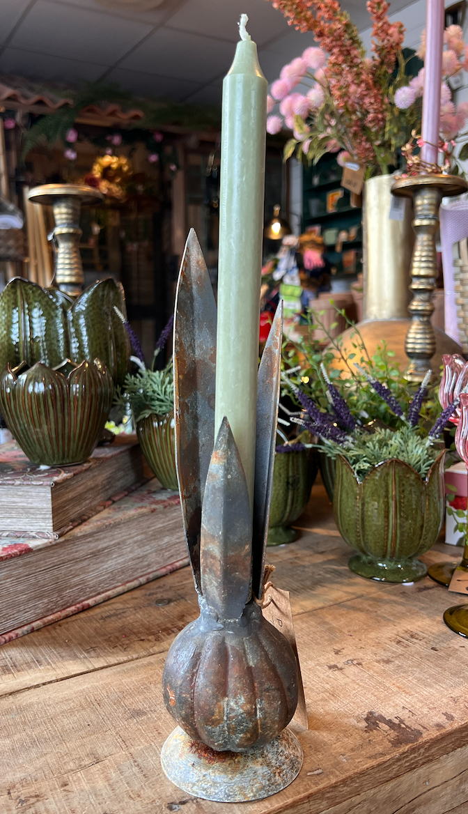 Allium Ljusstake i järn - liten H:30cm - 2