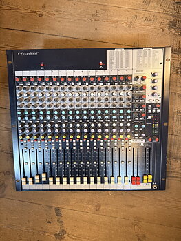 Soundcraft FX 16 II, beg 