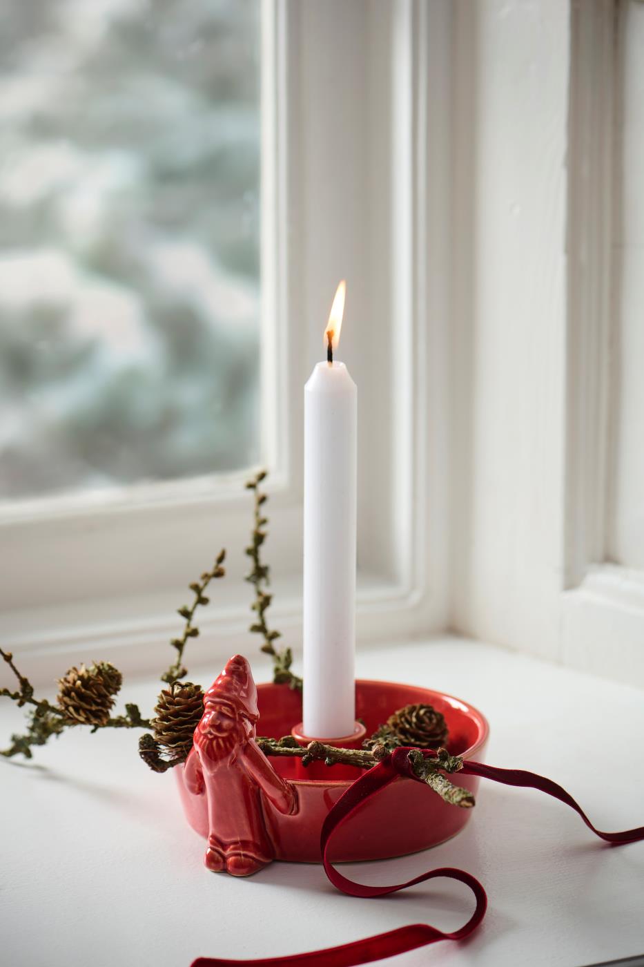 Ljusstake - Skål med tomte - Röd - 13,7x9x15 cm