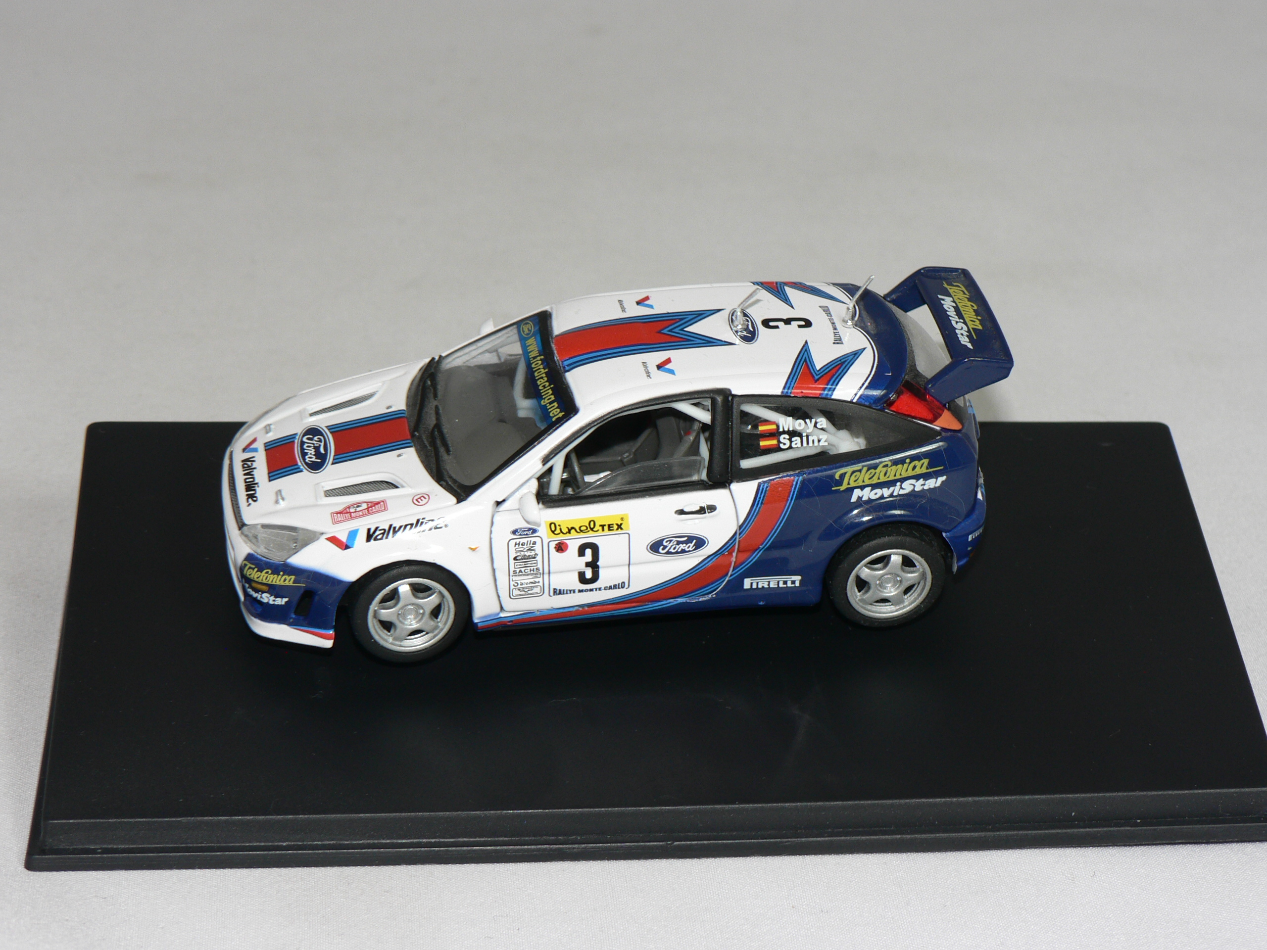 Ford Focus WRC #3  2000  C.Sainz - Moya  1:43  Champion Rally Cars - 3