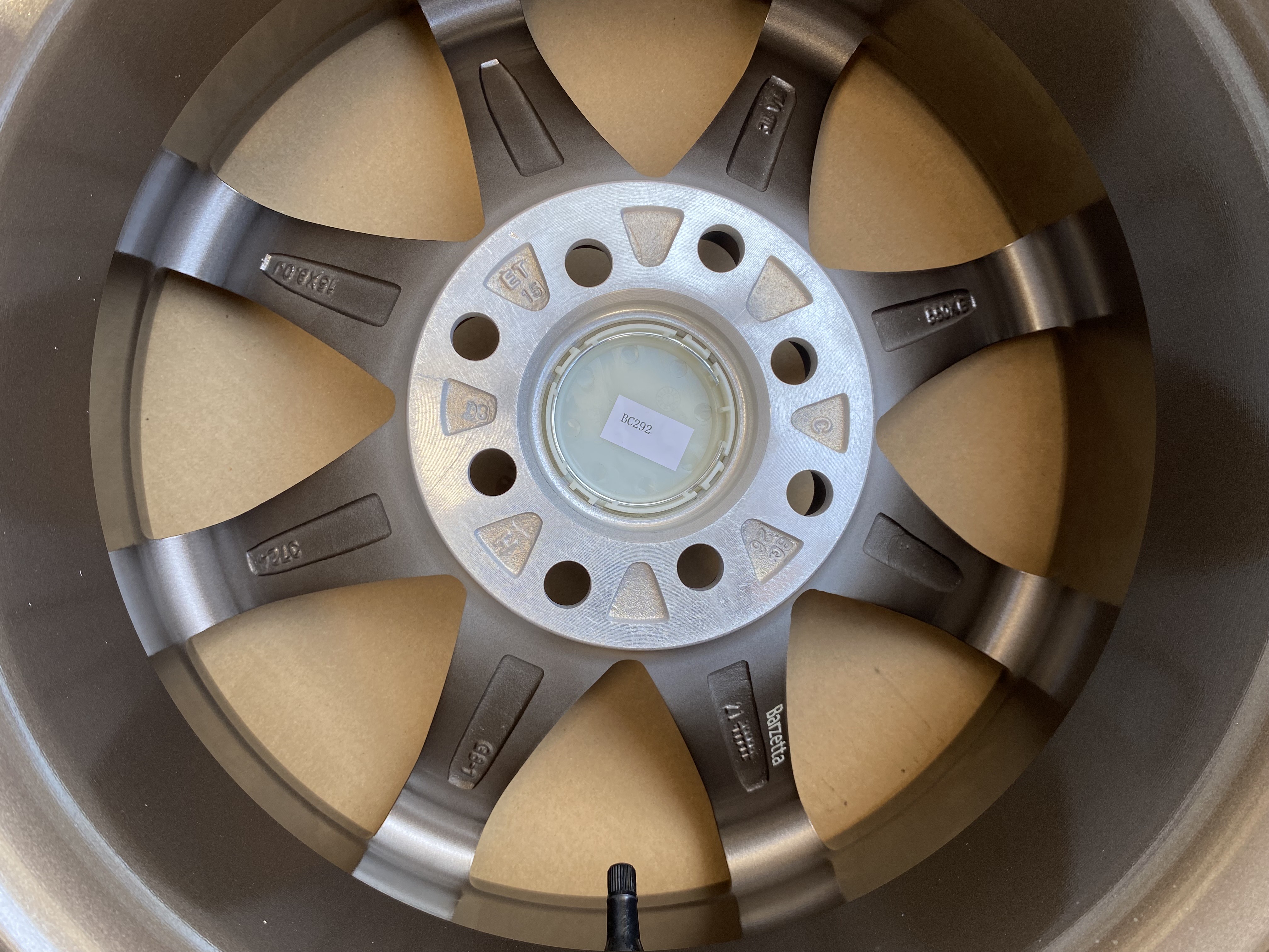 Kompletta Sommarhjul | 15" GROTTESCO | 4x100/114.3 8x15 ET15 73.1 + NYA 195/50 R15 Yartu Zuper Eco Z-107 | V34-2025 | 8mm | 8mm | 8mm | 8mm - 11