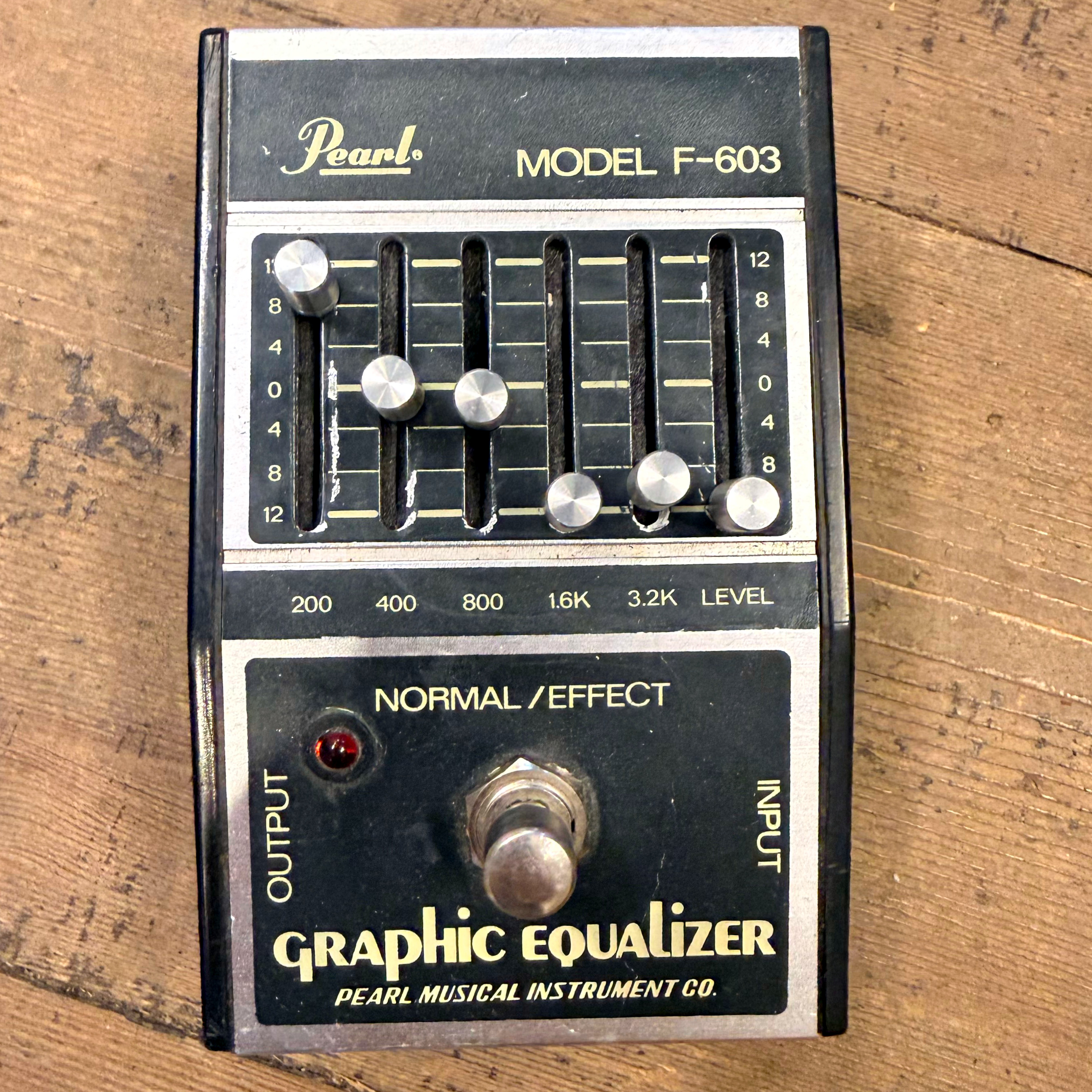 Pearl F-603 graphic equalizer, beg 